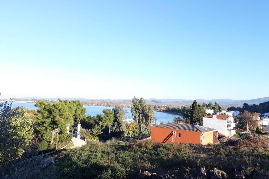 Amazing Sea View-neos Pyrgos -evoia Greece בית נופש *