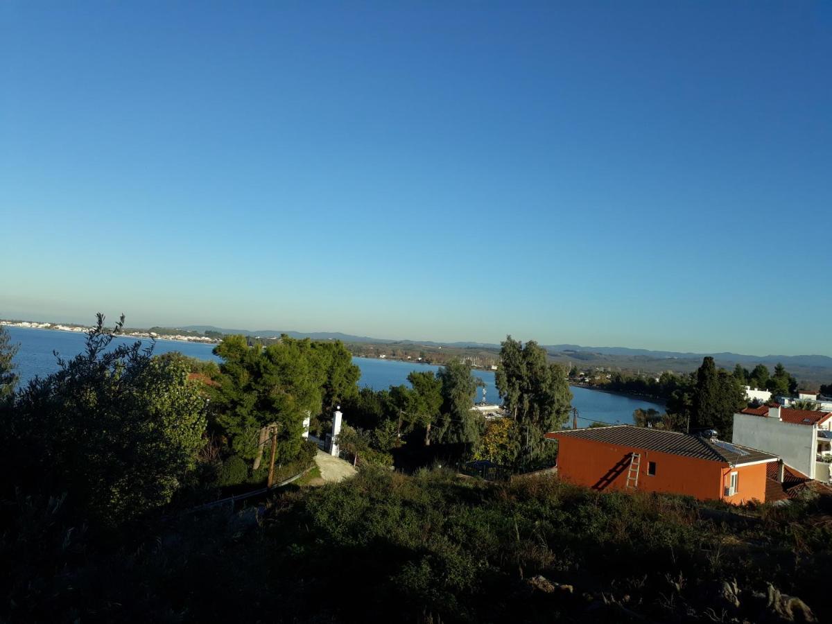 Amazing Sea View-neos Pyrgos -evoia Greece בית נופש *
